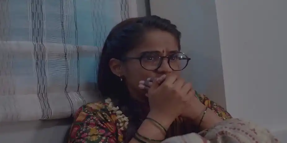Savali Gets Scared Seeing a Cockroach | Savalyachi Janu Savali