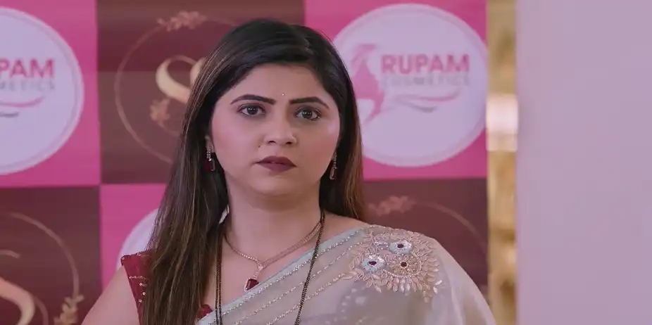 Journalists Question the Mehendale Family | Savalyachi Janu Savali