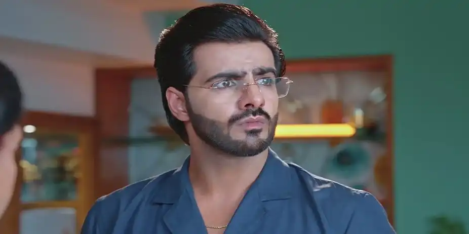 The Patient’s Mother Gives Ishan a Vial | Shivika