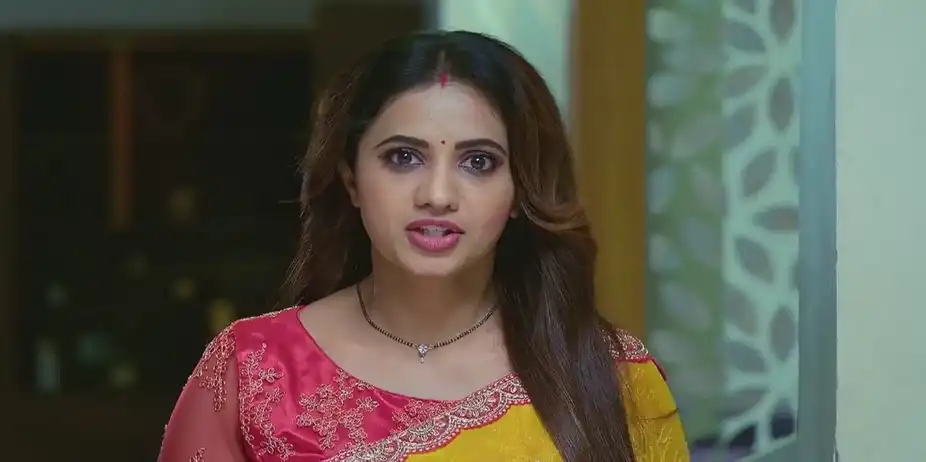 Chirag Is Shocked to See Deepa beside Him | Brahmagantu
