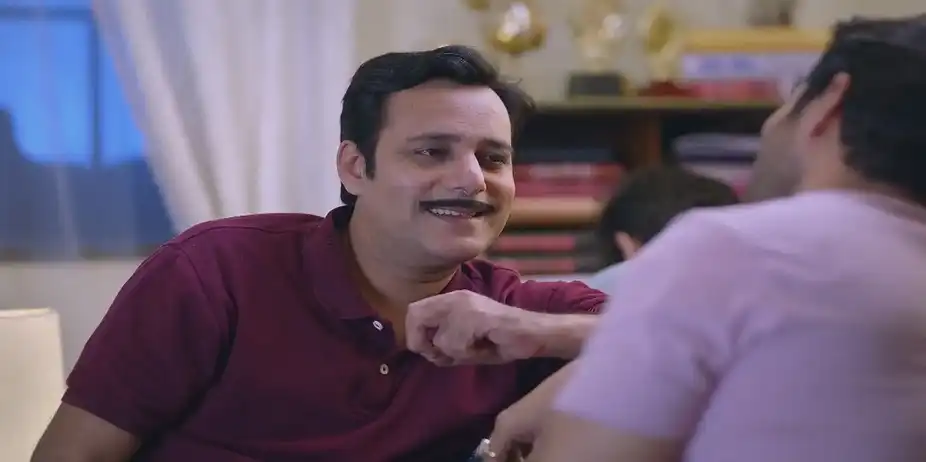 Vijay's Promise to Make Pratham an Actor | Hamara Parivar