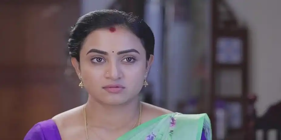 Bharathi Argues with Sharadha | Idhayam