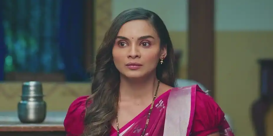 Tulja's Suggestion to an Upset Surya | Lakhat Ek Amcha Dada