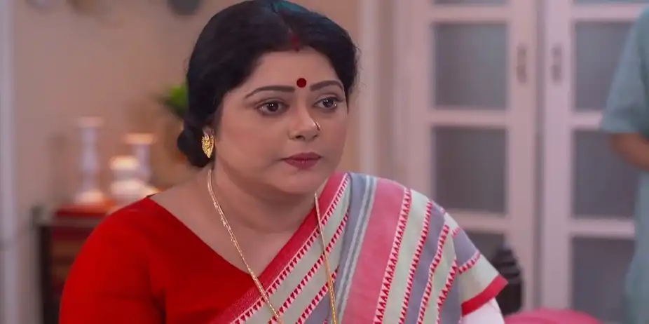 Mrinalini Gives Money to Anondi | Anondi