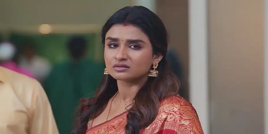 Maya's Act Upsets Madhumitha - Nenjathai Killathe