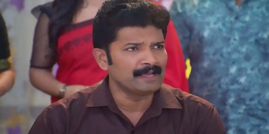 Padma Spots an Ailing Raghuram - Sandhya Raagam