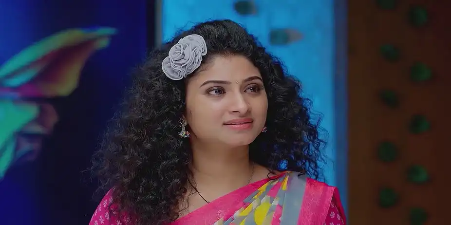 Dhurandhara and Hasini Try to Cheer Up Vishal - Trinayani