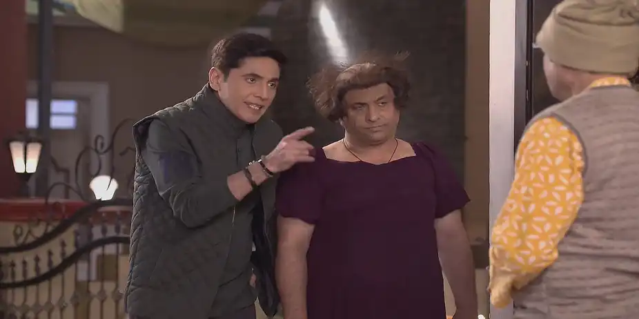 Tiwari Apologises to David - Bhabi Ji Ghar Par Hai