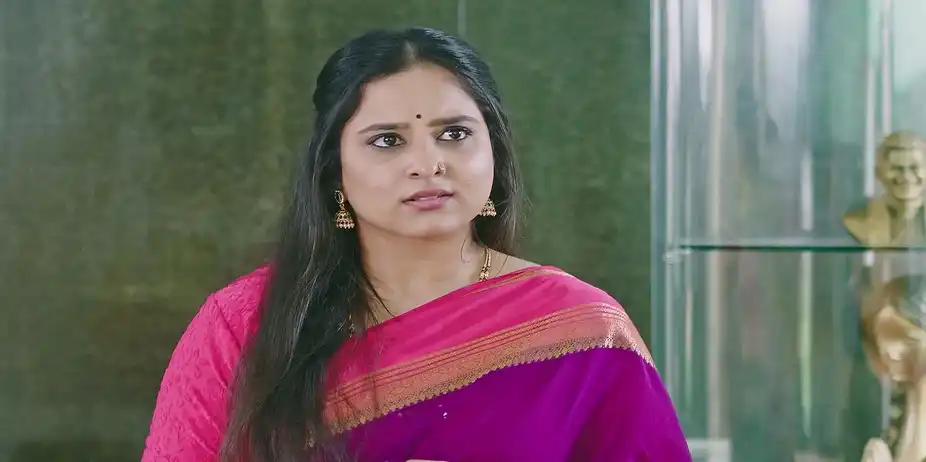 Sachin Gives Jahnavi and Jayanth a Gift - Lakshmi Nivasa