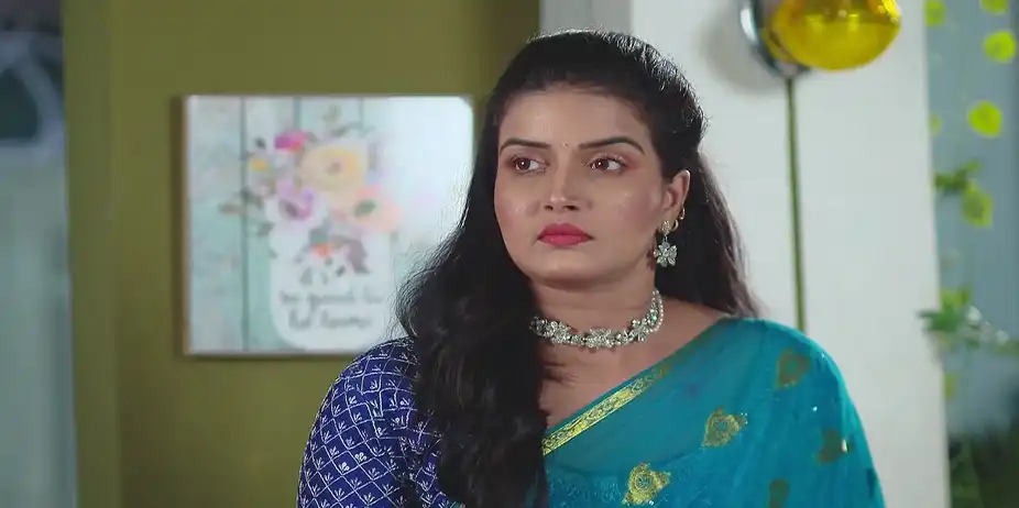 Bhagya Defends Adarsh - Bhagya Rekha