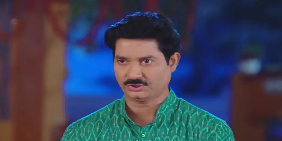The Police Arrest Akshay - Tuma Bina
