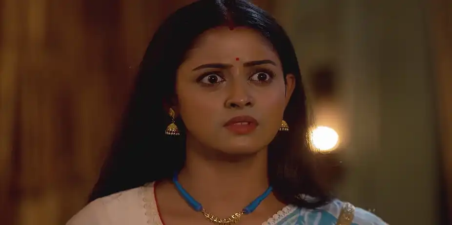 Parul Worries about Rayan - Parineeta