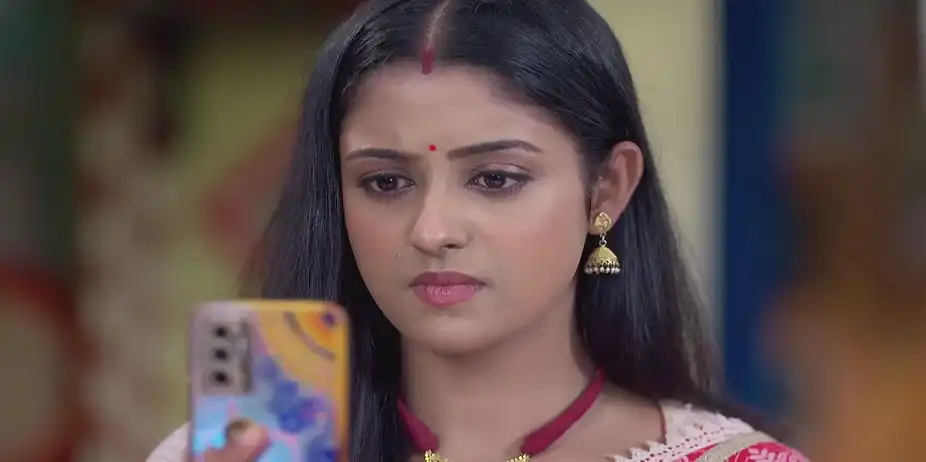 Mihir Wants Rayan to Play for the Village Team - Parineeta