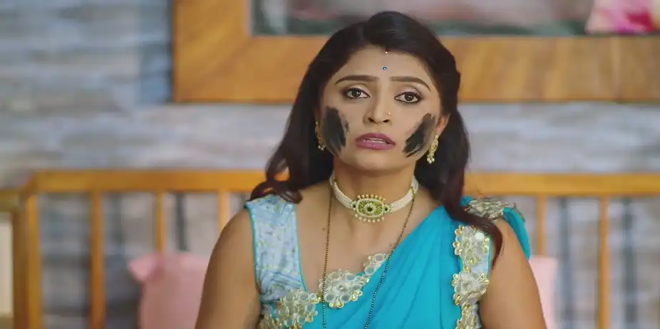 Everyone Learns about Damini's Plan - Paaru