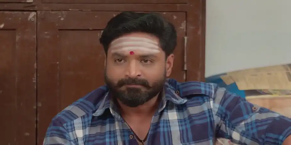 Veera Coaxes Isakki to Eat - Anna