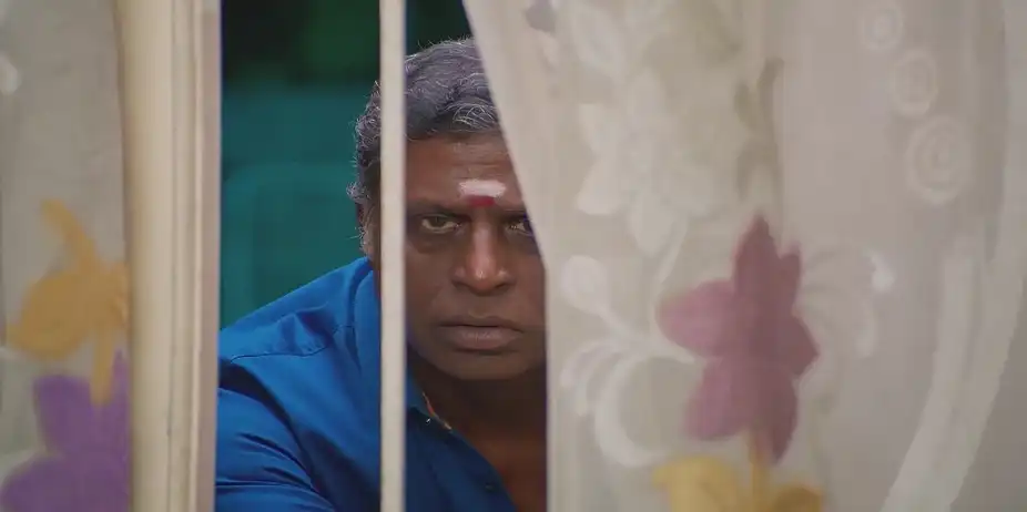 Janaki Threatens Karthik - Sandhya Raagam