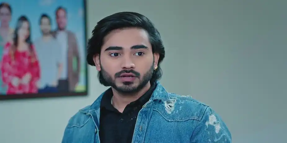 Mannat Tries to Pacify a Worried Teji - Mannat