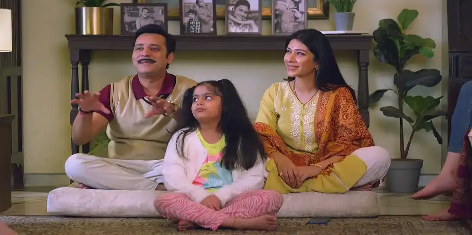 Sakshi Makes Veeru Realise His Mistake - Hamara Parivar