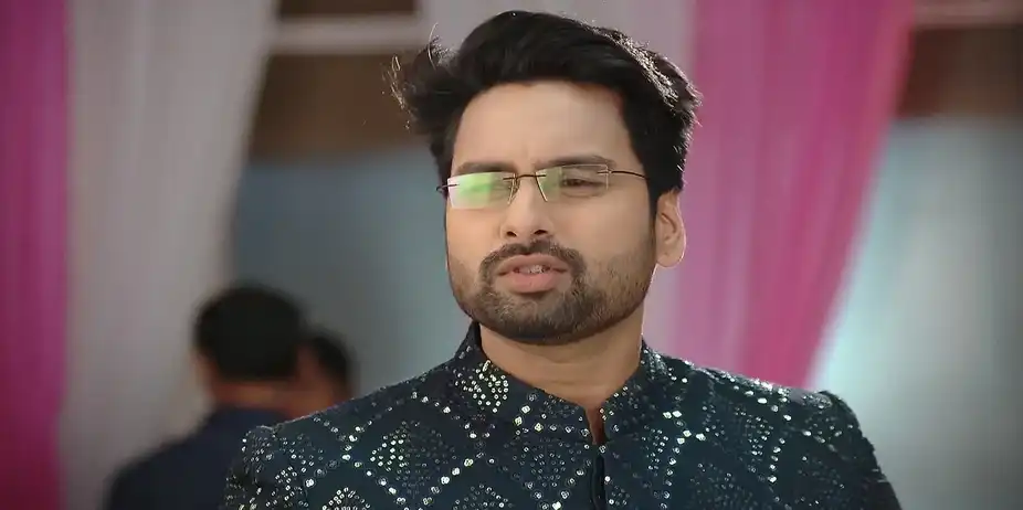 Bhawani's Family Meets Sambhav - Suna Jhia