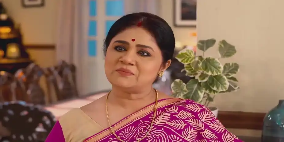Moyna Is Upset with Ronja - Puber Moyna