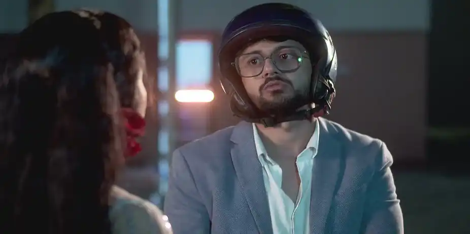 Jonaki Takes a Lift from Dhrubo to Meet Juthika - Mittir Bari