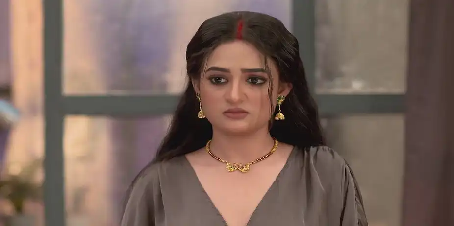 Dhrubo Talks to Jonaki about Her Outfit - Mittir Bari