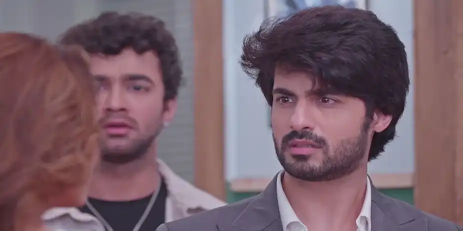Monisha's Words Take Rajvansh by Surprise - Kumkum Bhagya