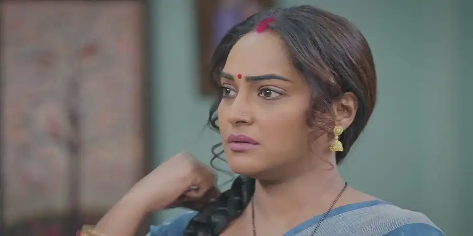 Avani Leaves Home for Work by Making an Excuse - Bas Itna Sa Khwaab