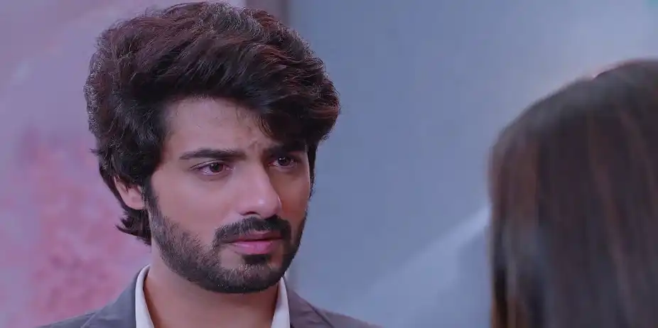 Khushi Tries to Come Clean in front of Rajvansh - Kumkum Bhagya