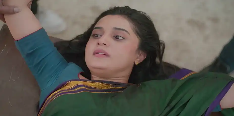 Reet's Life Is in Danger - Jaane Anjaane Hum Mile