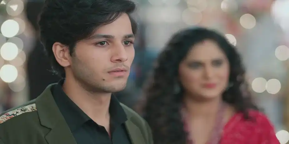 Devansh Asks Vasudha to Get Ready for the Shoot - Vasudha