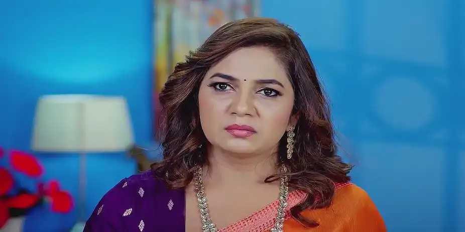 Gajabandhe and Vishal Challenge Each Other - Trinayani