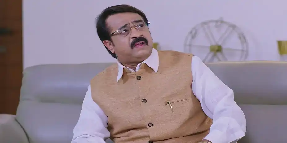 Madan Tries to Impress Veerendranath - Shravani Subramanya