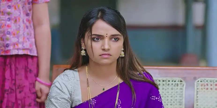 Parvathi Teases Rani - Annayya