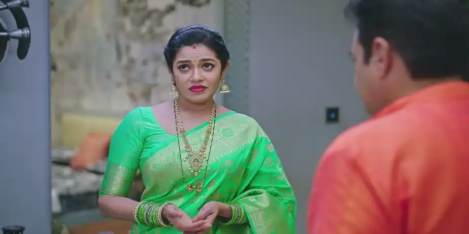 Bhoomika Thanks Goutham for Helping Jeevan - Amruthadhaare