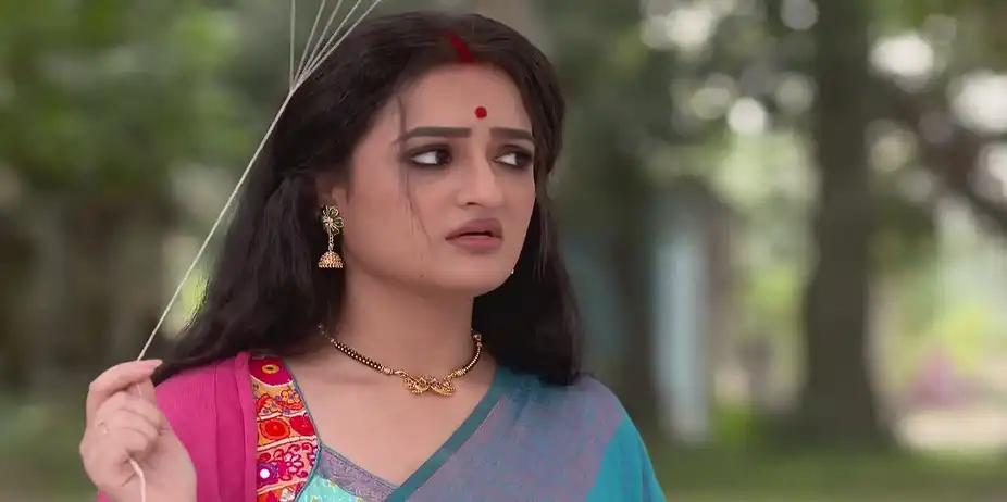 Dhrubo and Jonaki Grow Suspicious - Mittir Bari