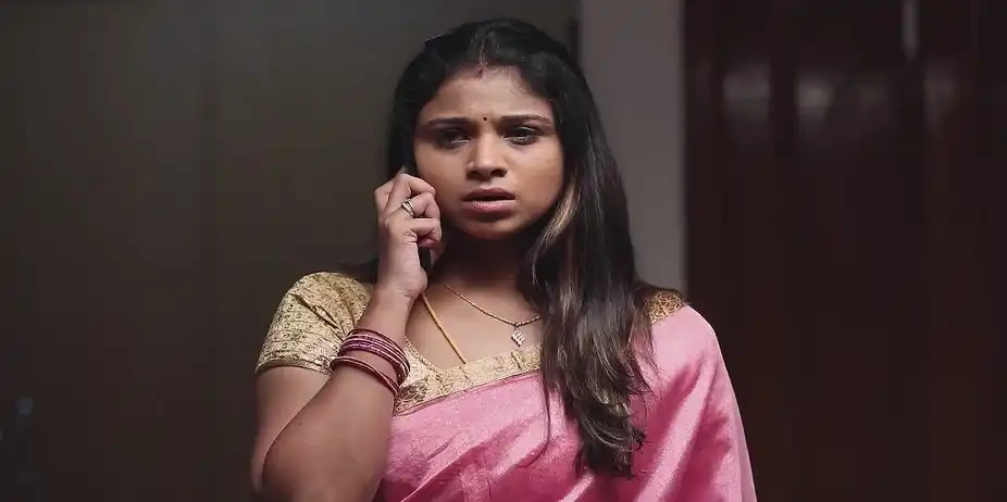Thulasi Learns that Sethu Is Looking for Her - Mounam Pesiyadhe