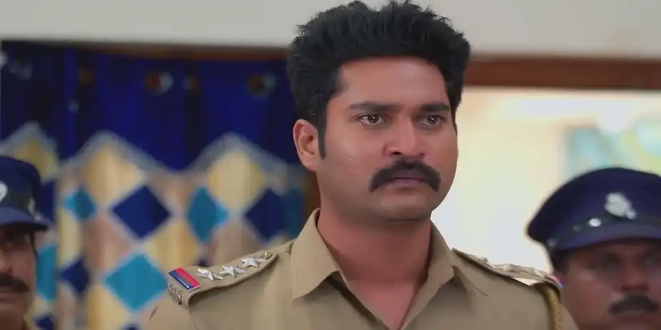 Venkatesan's Act Shocks Muthupandi - Anna