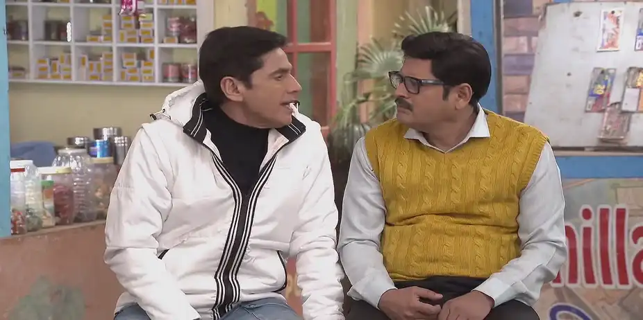 Tiwari and Vibhuti Share Their Grief - Bhabi Ji Ghar Par Hai