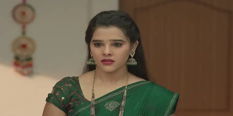 Will Rupali Tell Amol the Truth about Appi? - Appi Amchi Collector