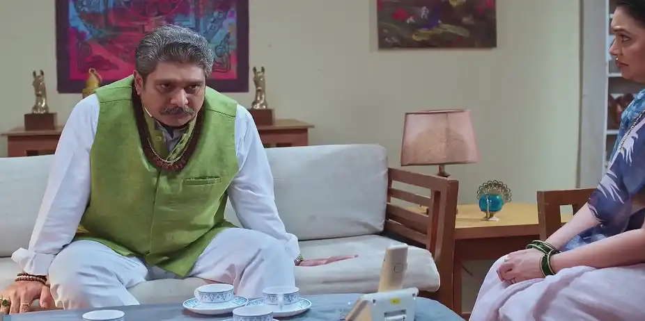Jagannath Is Disturbed by Bhairavi's Insult - Savalyachi Janu Savali