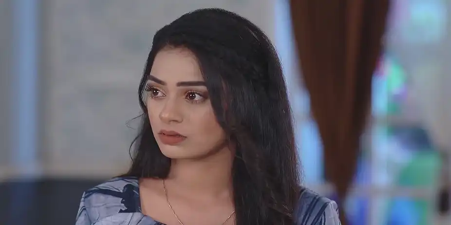 Lakshmi Complains about Richa - Tuma Bina