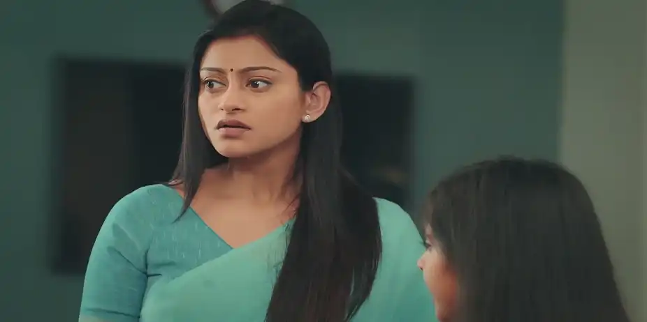 Jagriti Tells Geeta about Akash - Jagriti