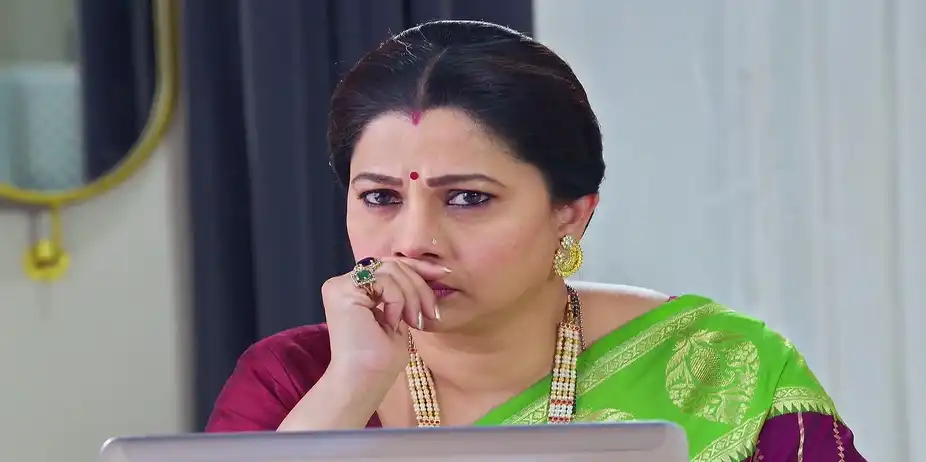 Rajkumar Is Surprised as Sarang Drinks Tea - Savalyachi Janu Savali