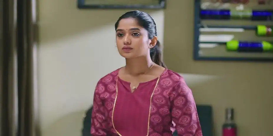 Thulasi Looks For a Job