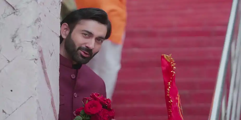 Viren Gives Sharda a Bad News - Jaane Anjaane Hum Mile