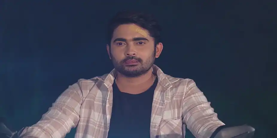 Sangeet Tries to Nab Vicky - Sandhya Ragini