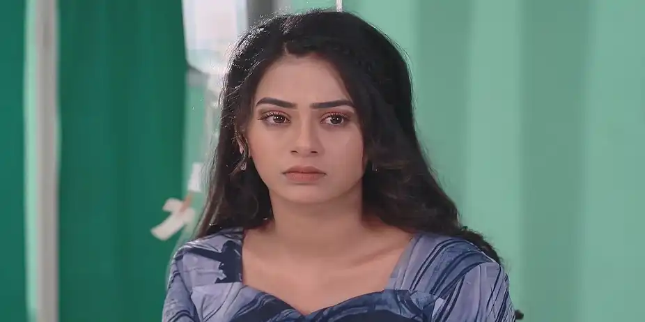 Richa's Actions Anger Akshay - Tuma Bina