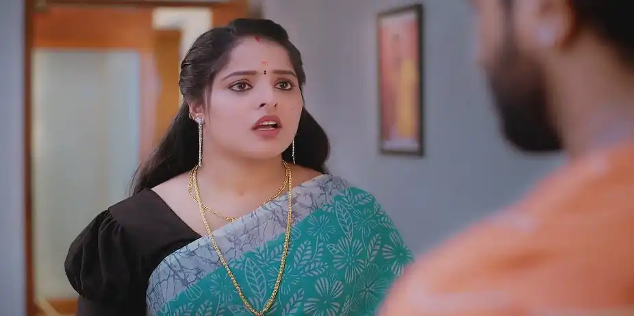 Jagan Has a Word with Vidhya - Manathe Kottaram
