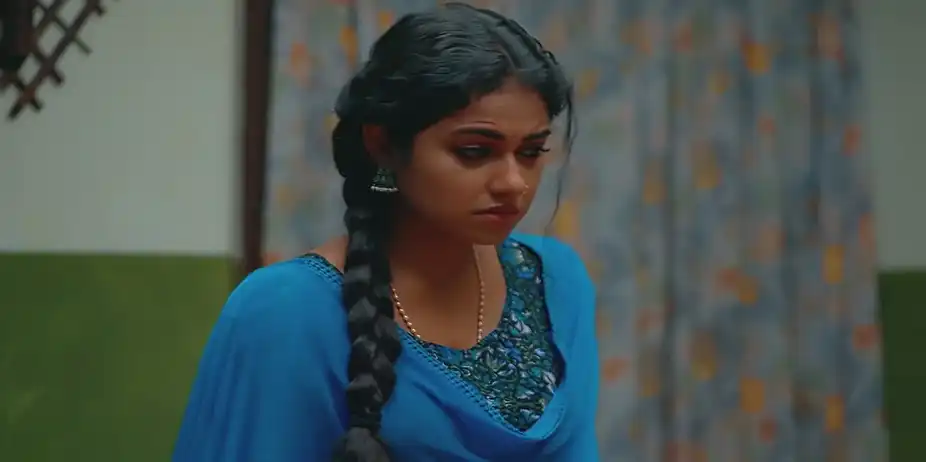 Radhika Seeks Yashodha's Blessing - Snehapoorvam Shyama